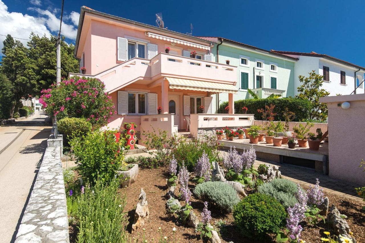 Apartment Oleander Punat Esterno foto